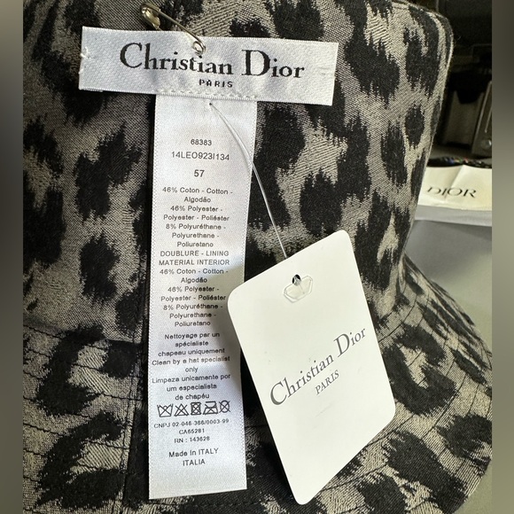 DIOR BUCKET HAT MIZZA REVERSIBLE HAT - Picture 11 of 13